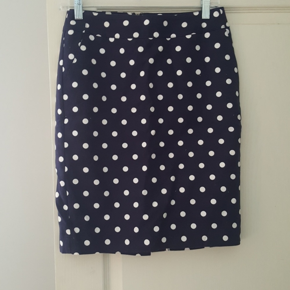 Pencil skirt